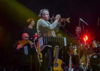 Concierto de la Vali Boghean Band en el Círculo de Bellas Artes
