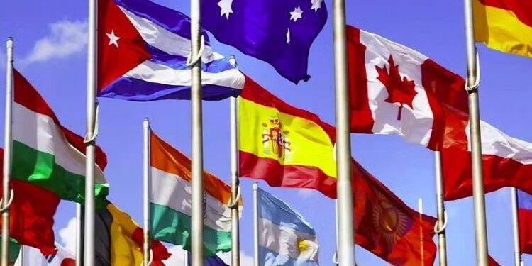 La ADE pide a los grupos parlamentarios un nuevo Reglamento de la Carrera Diplomática que supere al actual de 1955