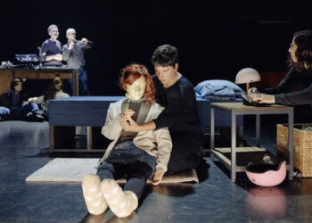 El Teatro de La Abadía presenta la complicada ‘Adolescencia infinita’