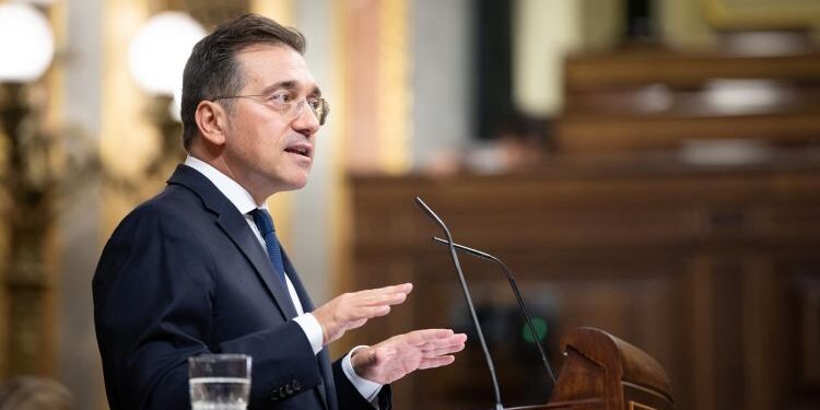 Albares defiende ante el Congreso el acuerdo sobre Gibraltar, que derriba “el último muro de Europa” sin “renunciar” a la soberanía española