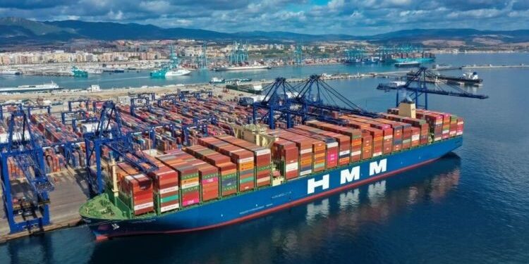 El Gobierno asegura que la exclusión de España de una ruta marítima estratégica de EEUU no afecta a la cooperación en defensa