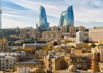 La Embajada de Azerbaiyán apoya la cooperación académica e institucional