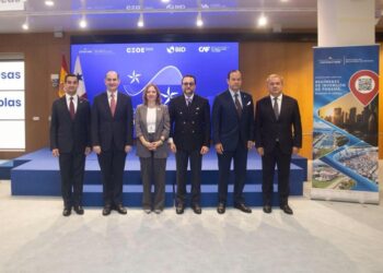 Panama offers itself to Spanish businesspeople as a gateway to Latin America