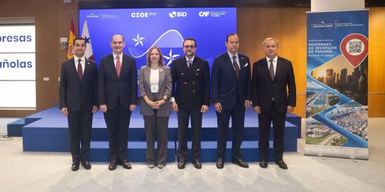 Panama offers itself to Spanish businesspeople as a gateway to Latin America