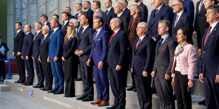 Robles: “El compromiso de España en 2025 es el 2%, pero lo que pase en 2035 no lo sabe nadie”