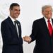 Trump saluda sonriente a Sánchez días después de proponer la expulsión de España de la OTAN