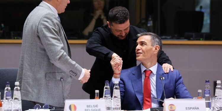 España se sumará al programa de compra conjunta de armas a EEUU para ayudar a Ucrania