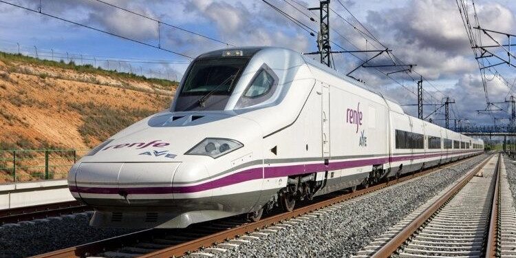 European Commission adopts a plan to reduce the train journey between Madrid and Lisbon to three hours by 2034