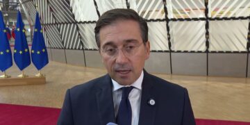 Albares: “No es aceptable que la UE no esté en el centro de todo lo que se decida en Ucrania y en Gaza”
