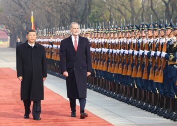 Felipe VI and Xi Jinping attend the signing of ten agreements on economic, trade, food, cultural and scientific cooperation
