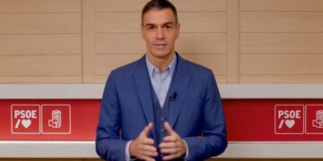 Pedro Sánchez da la bienvenida al partido de Picardo por su entrada en la Internacional Socialista