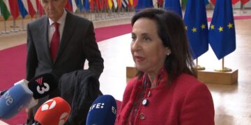 Robles: La UE va seguir apoyando a Ucrania porque EEUU no ha ofrecido “ninguna garantía de seguridad”