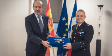 French Gendarmerie returns pistol to Spain that belonged to Niceto Alcalá-Zamora