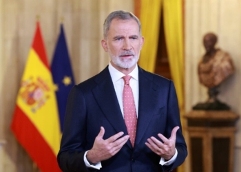 El Rey apela a la convivencia y la confianza democrática en un mensaje de Navidad marcado por la memoria europea y constitucional