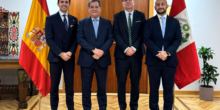 New discounts for Embassy of Peru scholarships and Formato Educativo