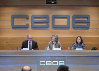 La ministra de Economía de Guatemala ofrece en España el atractivo de su país como destino de inversión