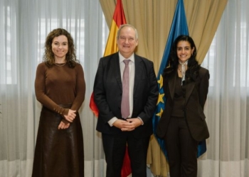 Nearly 100 million international tourists visited Spain in 2025 and spent €135 billion