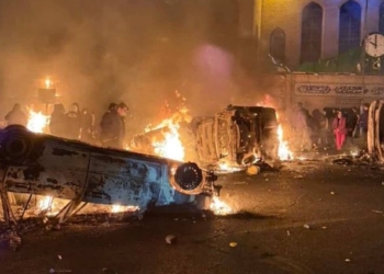 Exteriores desaconseja “completamente” viajar a Irán