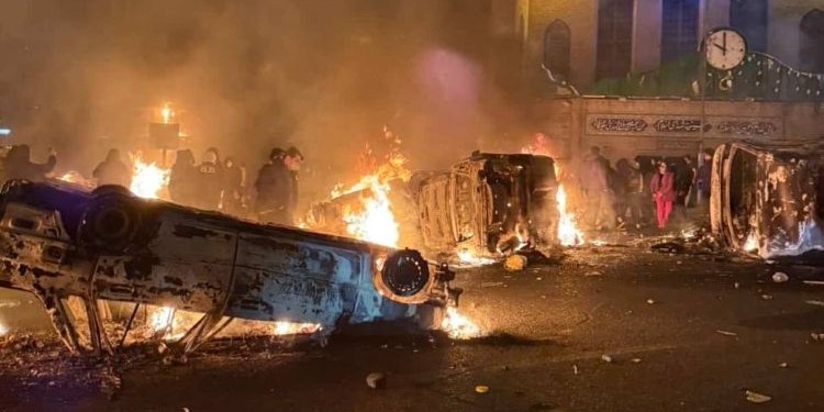 Exteriores desaconseja “completamente” viajar a Irán