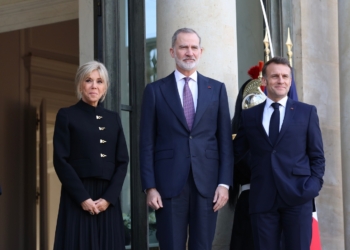 Felipe VI and Macron visit exhibition at Versailles dedicated to the “Grand Dauphin” of Louis XIV