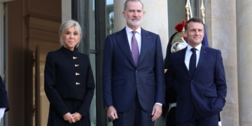 Felipe VI and Macron visit exhibition at Versailles dedicated to the “Grand Dauphin” of Louis XIV