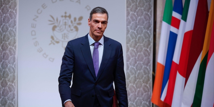 Sánchez abre la puerta al despliegue de tropas españolas en Ucrania si se alcanza un acuerdo de paz