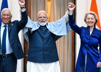 España celebra el acuerdo de libre comercio UE-India, que ayudará a “evitar la coerción” de EEUU