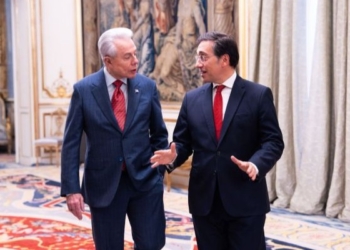 Albares emphasizes “the importance of the transatlantic link” in his first meeting with the new US Ambassador