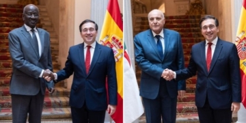 Albares recibe en Madrid a sus homólogos de Mauritania y Argelia