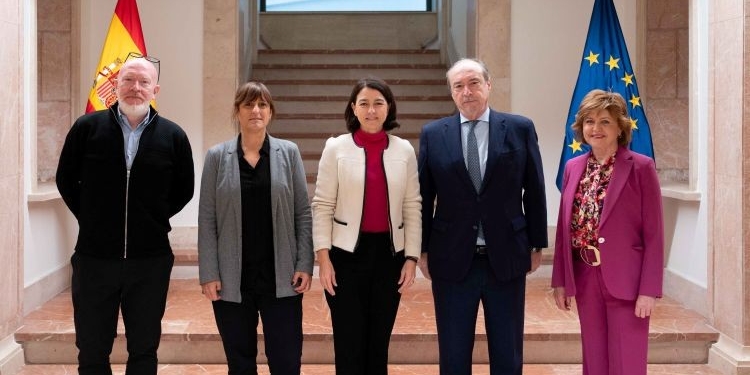 Foreign Ministry signs agreement with unions and employers’ associations to strengthen development cooperation