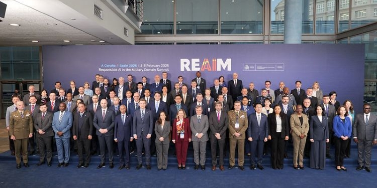 El temporal impide la participación de Albares en la cumbre mundial sobre el uso militar de la IA