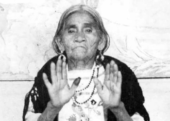 ‘Vida de María Sabina. La sabia de los hongos’, de Álvaro Estrada