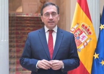 José Manuel Albares hablando sobre el tratado de Gibraltar en el Congreso