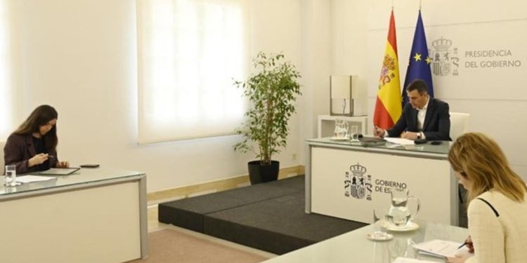 Sánchez advocates for maintaining pressure on Russia with sanctions and military support for Ukraine