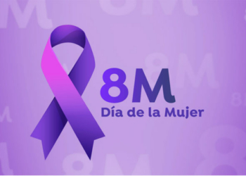 Logo del Día Internacional de la Mujer con un lazo morado y texto 8M