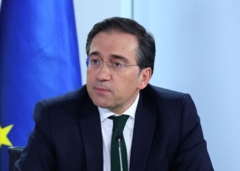 Albares se reunirá en Argelia con los ministros de Exteriores e Hidrocarburos e inaugurará el Cervantes en Orán