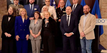 La Embajada de Bosnia recuerda la acogida vacacional de niños bosnios en Asturias durante la posguerra