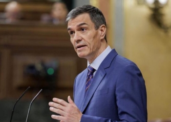 Sánchez afirma en el Congreso que “patriotismo es oponerse a una guerra ilegal que en nada beneficia a los intereses de los españoles”