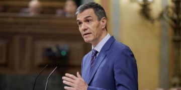 Sánchez affirms in Congress that “patriotism means opposing an illegal war that in no way benefits the interests of Spaniards”