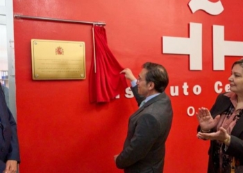 Albares inaugura oficialmente el centro Cervantes de Orán casi 18 años después de su constitución