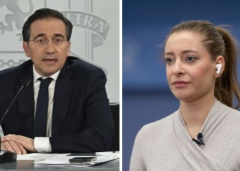 José Manuel Albares y Ester Muñoz durante una conferencia de prensa