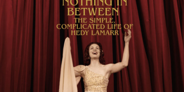 Actriz Hedy Lamarr en el musical Nothing in Between