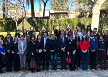 Grupo de personas en la ceremonia del Choix Goncourt de l'Espagne 2025