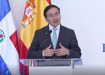 Albares highlights in Santo Domingo upcoming regularization of Dominican immigrants residing in Spain