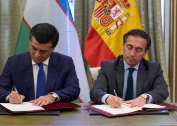España y Uzbekistán firman un acuerdo para la celebración de consultas políticas bilaterales