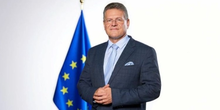 España concede la Gran Cruz del Mérito Civil a Maroš Šefčovič, el vicepresidente europeo que lideró las negociaciones de Gibraltar