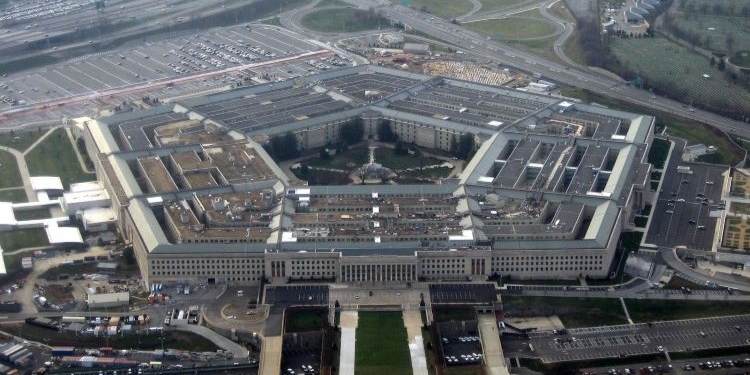 The Pentagon is considering suspending Spain from NATO, and Sánchez responds that the government “doesn’t work based on emails”