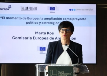 La comisaria Marta Kos aborda los retos de la ampliación con los embajadores de los países candidatos en Madrid