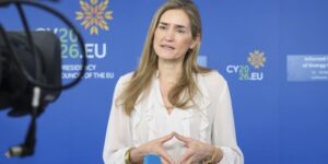 Sara Aagesen hablando sobre la transición energética en Chipre