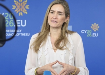 Sara Aagesen hablando sobre la transición energética en Chipre